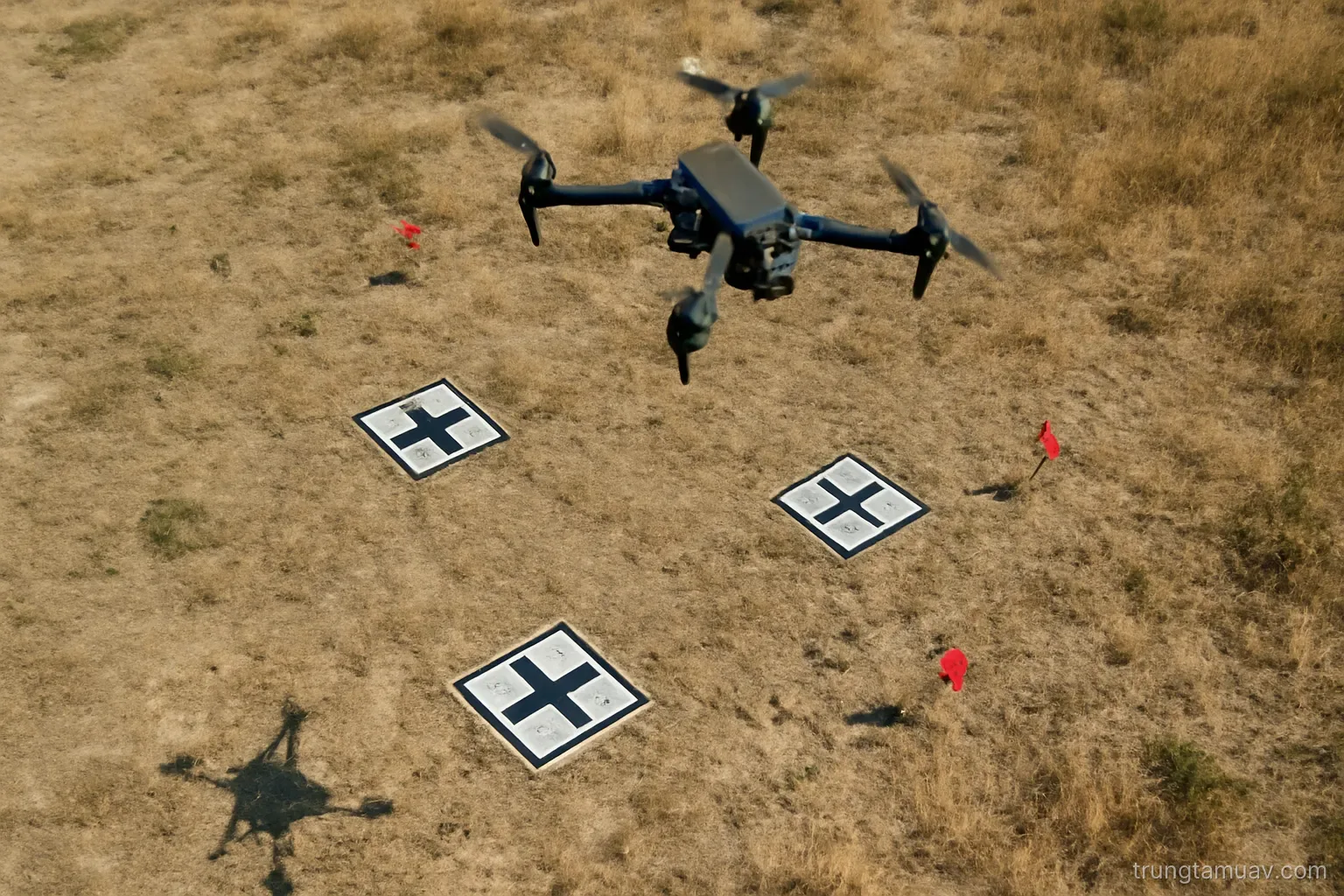 Sơ đồ bố trí điểm khống chế trên khu vực khảo sát với UAV bay phía trên